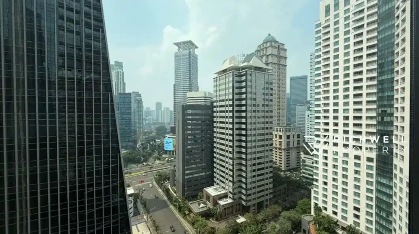 Jakarta offers short-term, practical housing for project teams, helping them settle quickly, work efficiently, and stay comfortable.