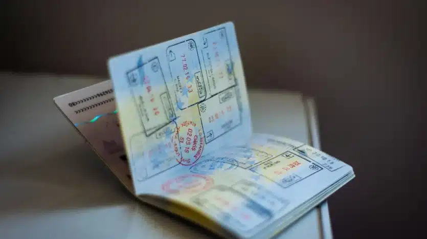 Step-by-step guide to Indonesia’s visa process for Japanese citizens, plus tips on housing, relocation, and life before moving.